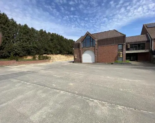 Bureaux & entrepôts