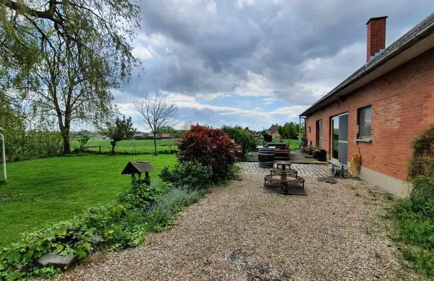 Brugelette Mévergnieslez-Lens