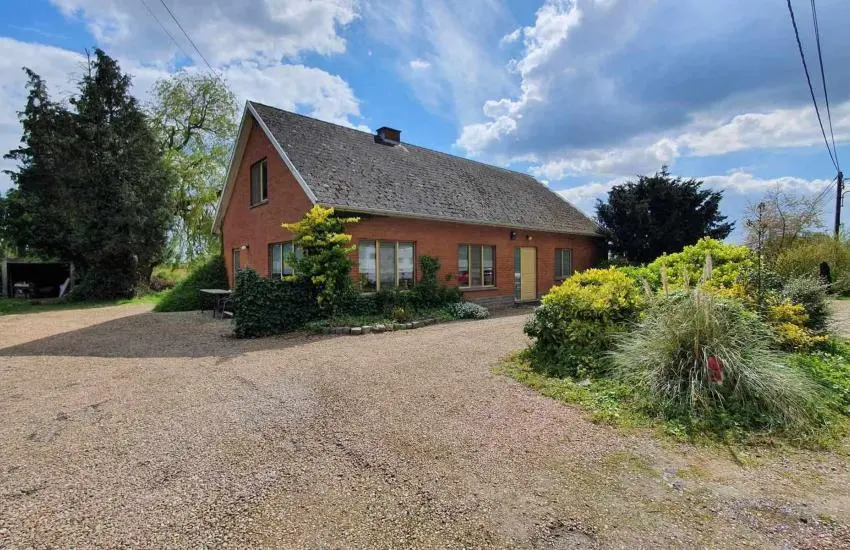 Brugelette Mévergnieslez-Lens